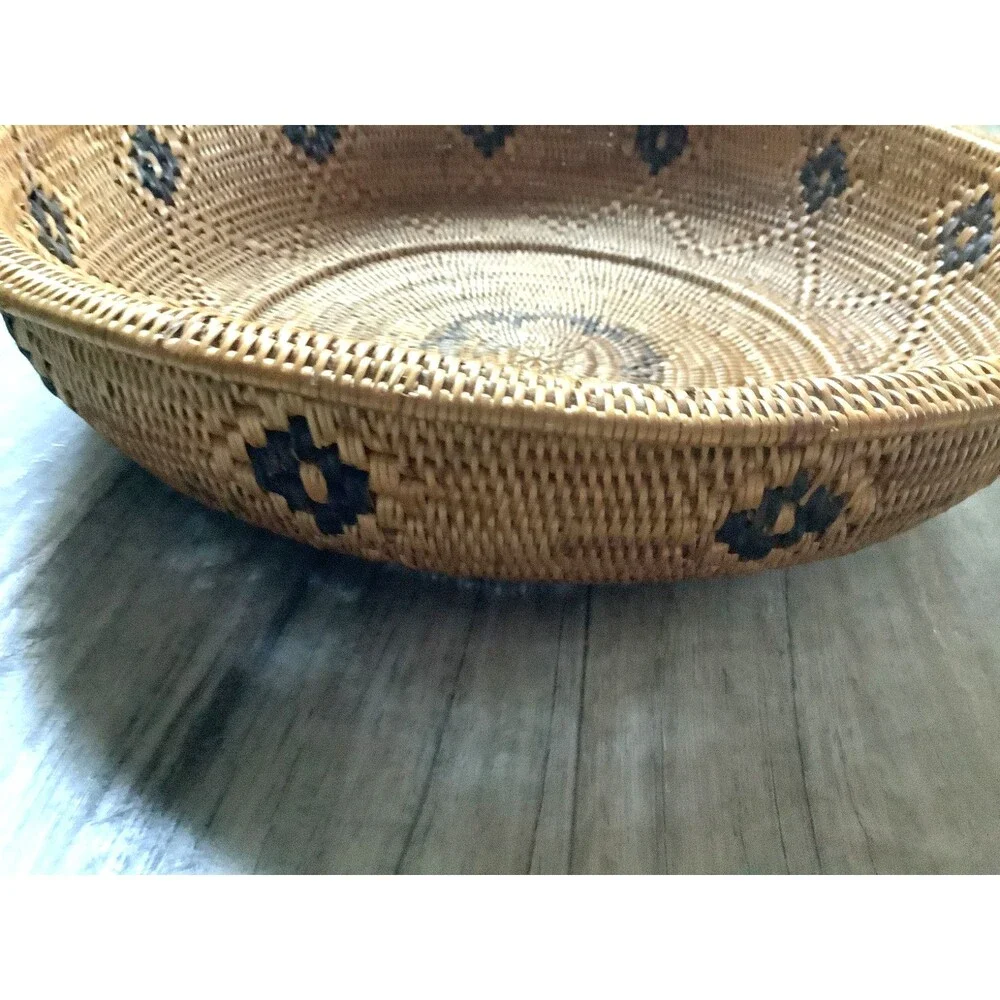 Vintage Basket Finely Woven Tenganan Balinese Indonesia 11.75”